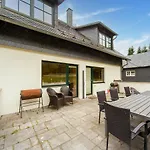 Holiday home Forest Escape With Terrace Eisfeld