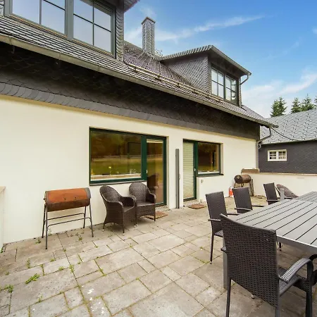 Дом отдыха Forest Escape With Terrace Eisfeld