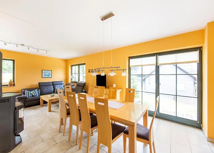 Forest Escape With Terrace Ferienhaus